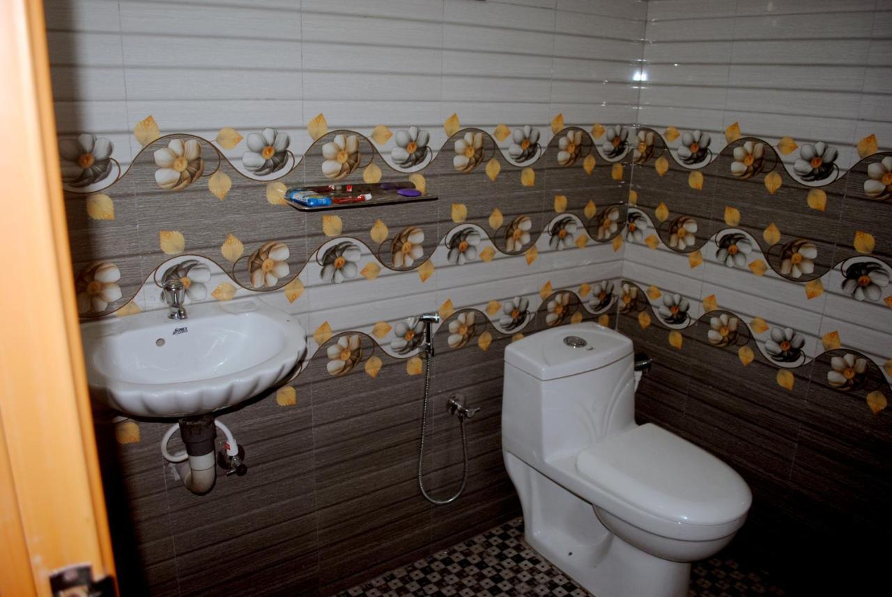 Nice Villa Irimbranallur Екстер'єр фото